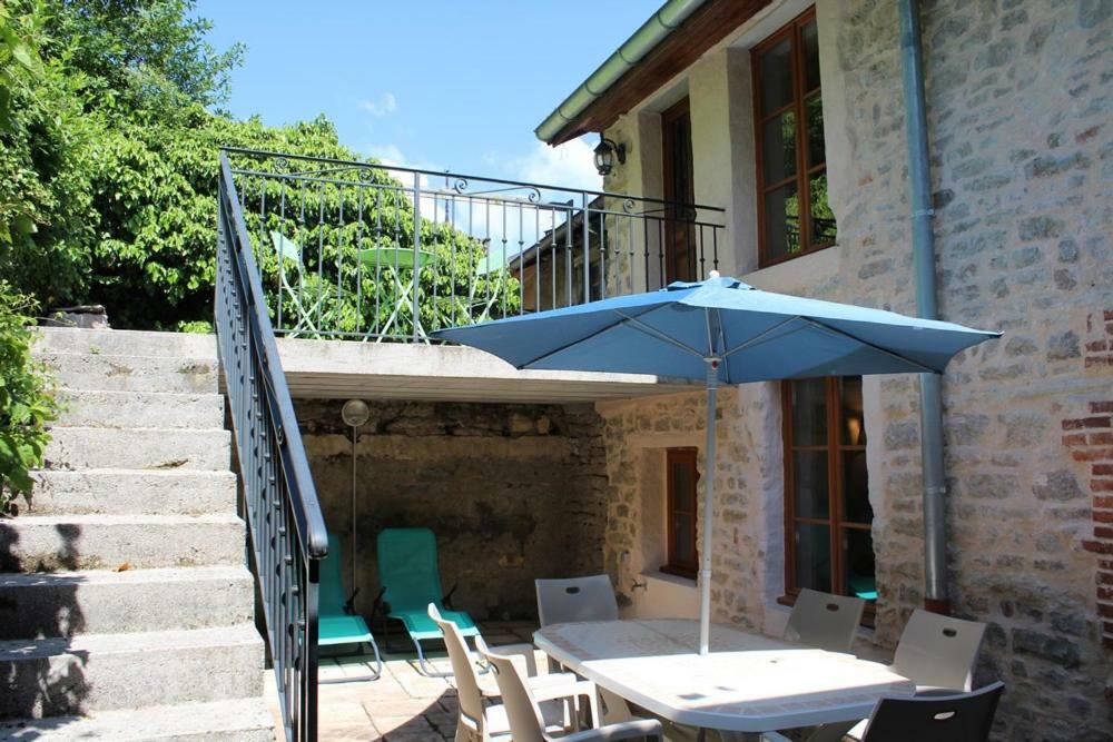 gîte la percée des lacs Châtillon Extérieur photo
